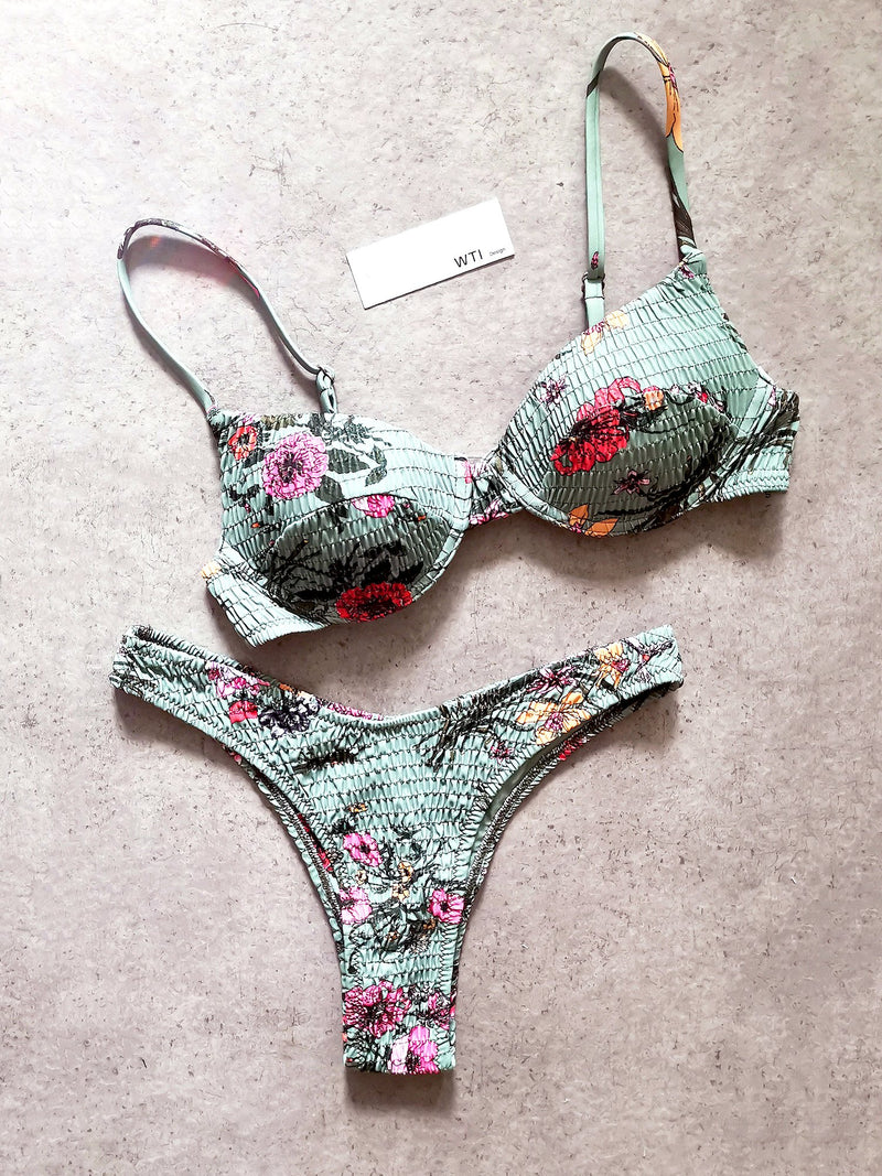 Floral Scrunched Underwire Bikini